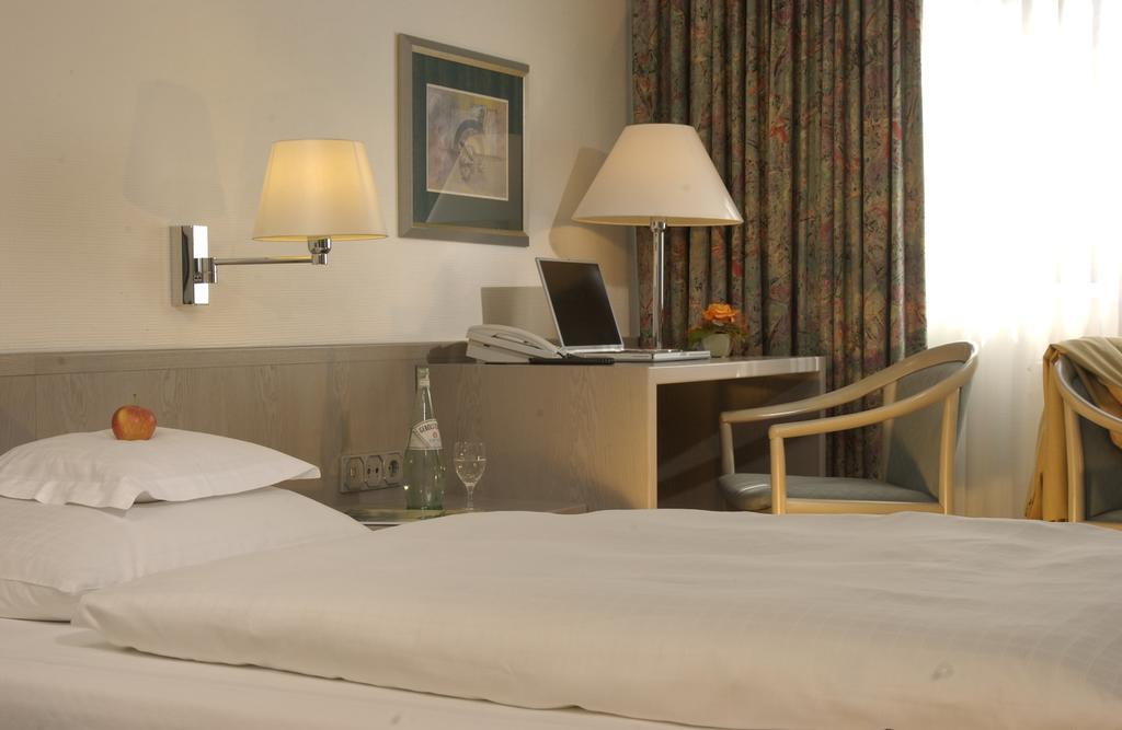 Hotel Spiegel Köln Eksteriør billede