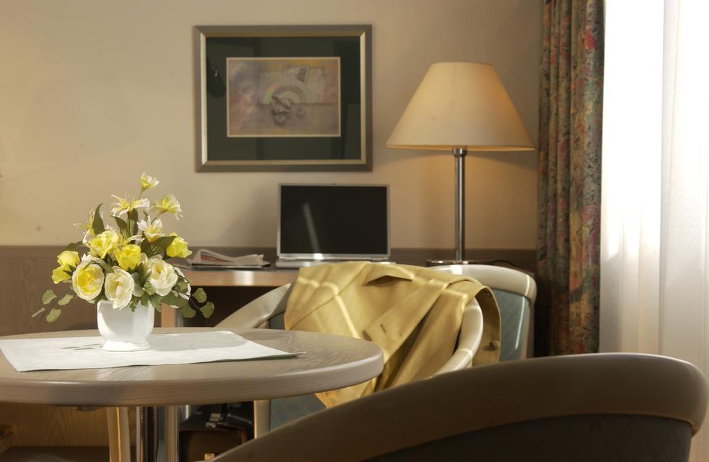 Hotel Spiegel Köln Eksteriør billede